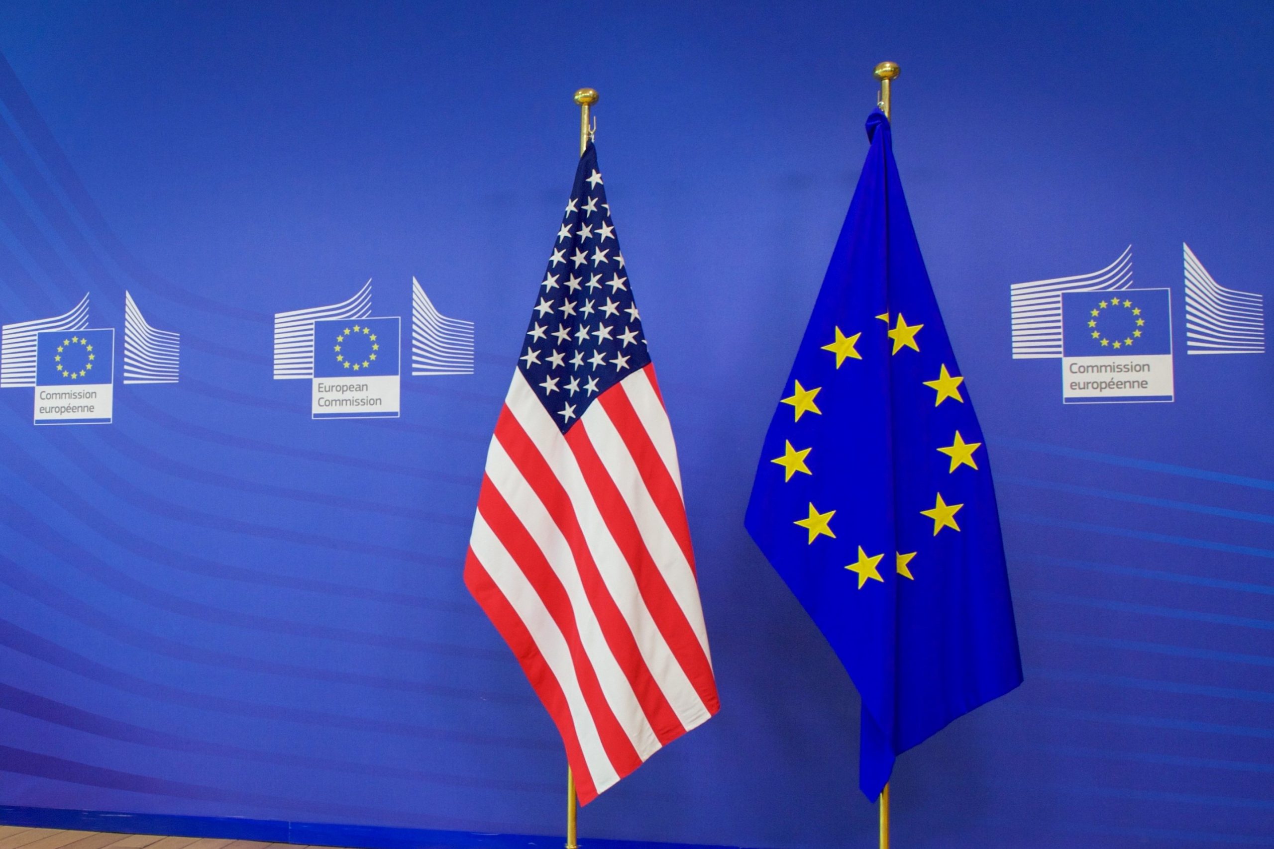 EU US flags scaled 1